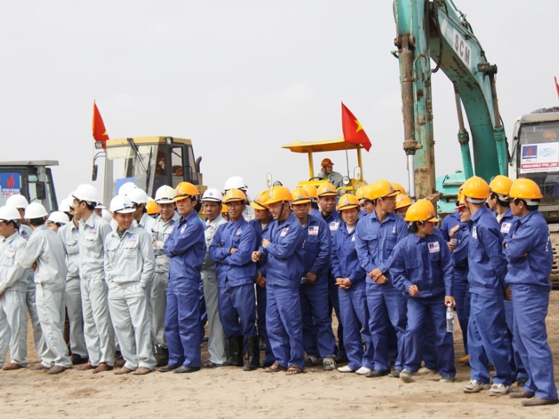 Đồng phục công nhân xây dựng giúp bảo vệ an toàn tối đa cho người lao động