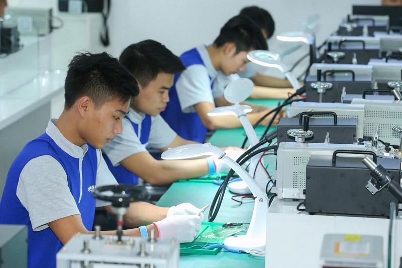 Găng tay chống tĩnh điện giúp bảo hộ bàn tay