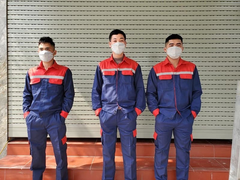 Đồng phục bảo hộ lao động đạt chuẩn mang lại cảm giác thoải mái cho công nhân