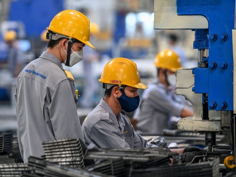 Quần áo bảo hộ ngành cơ khí & Chế tạo