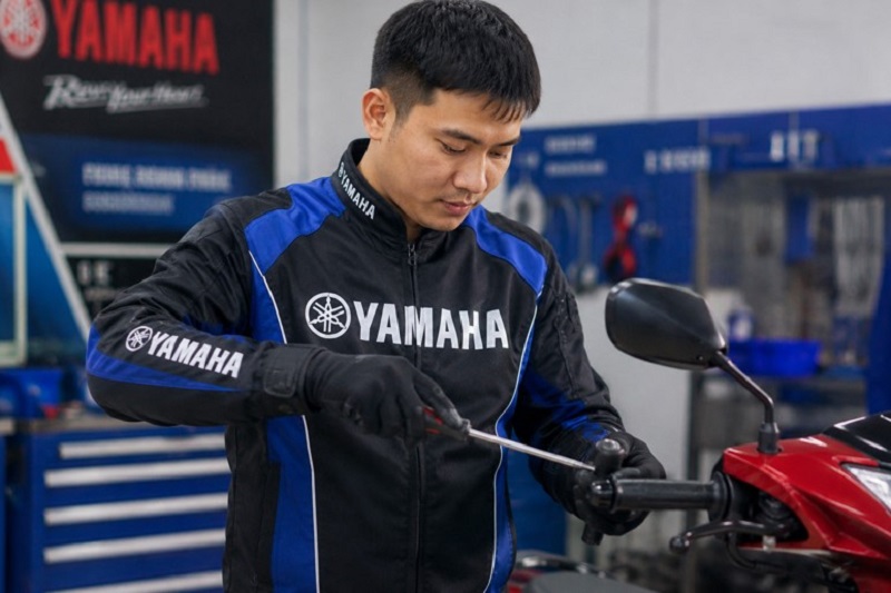 Áo bảo hộ Yamaha sử dụng các loại vải có độ bền cao