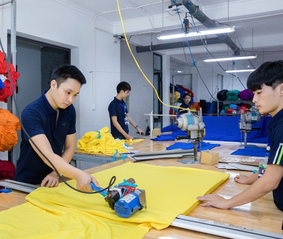 Đồng phục Nam Phương hỗ trợ may theo nhu cầu và mong muốn của khách hàng 