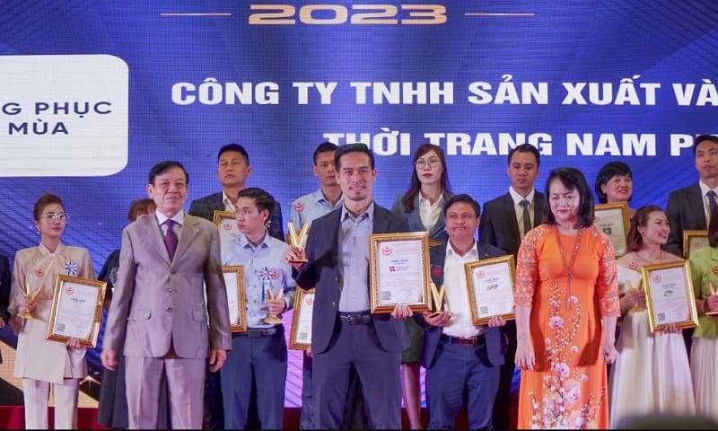 Đồng Phục Nam Phương là đơn vị in áo mưa quảng cáo và quà tặng doanh nghiệp uy tín
