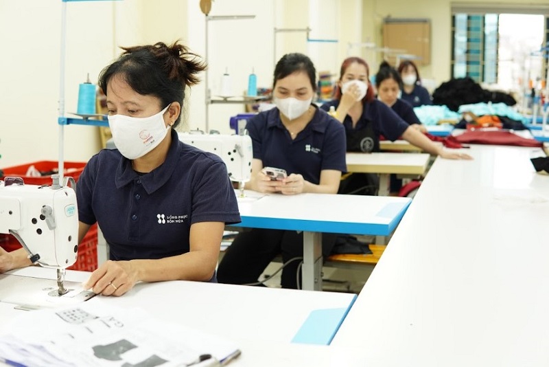 Đồng Phục Nam Phương là đơn vị may đồng phục công ty uy tín, đẹp 