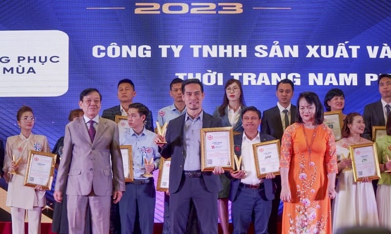 Nam Phương là đơn vị cung cấp áo mưa quân đội chính hãng, uy tín 