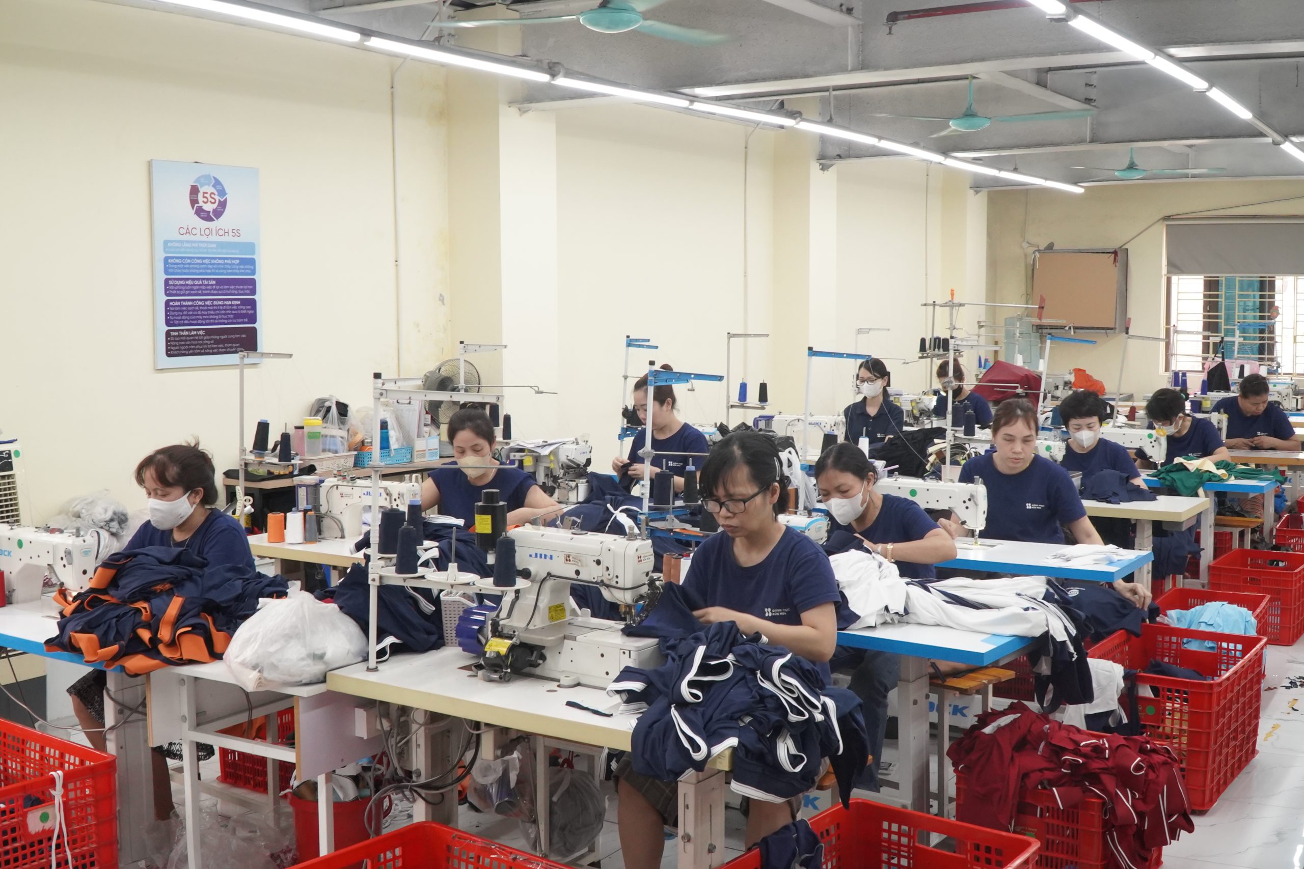 Những lỗi thường gặp khi mua phụ kiện bảo hộ lao động cho kỹ sư