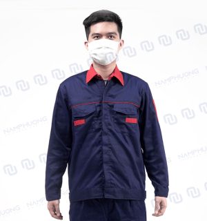 Thiết kế 4 túi hộp tiện lợi cùng đường may chắc chắn giúp đồng phục bảo hộ cơ khí sản xuất mã DCK-11 đáp ứng tốt nhu cầu làm việc thực tế