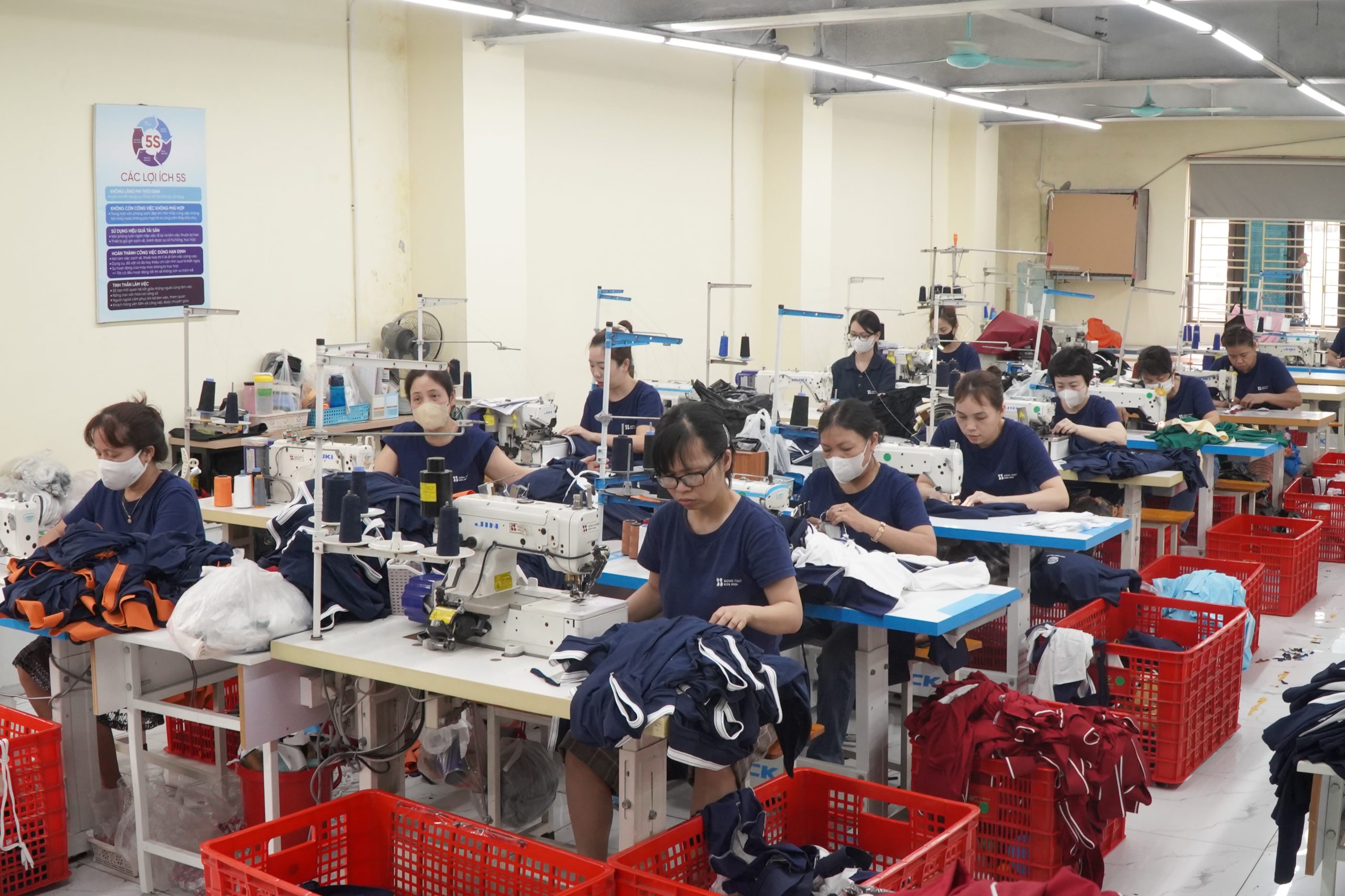 Nam Phương cung cấp giải pháp đồng phục bảo hộ chất lượng trên toàn quốc