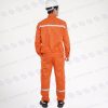 Dải phản quang xám bạc giúp tăng khả năng nhận diện trong điều kiện thiếu sáng
