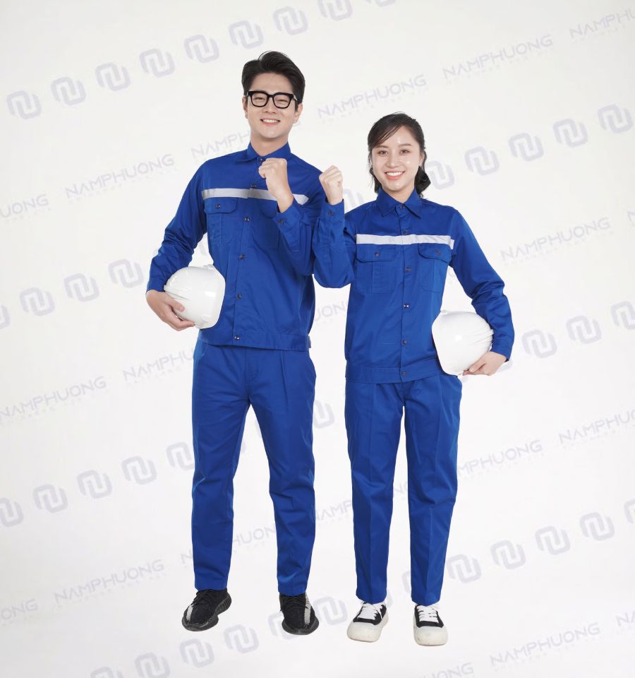 DDL-12 là mẫu quần áo bảo hộ điện lực chọn màu xanh dương làm chủ đạo
