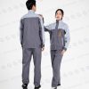 Chất liệu Kaki bền bỉ đáp ứng cường độ làm việc trong kho hàng