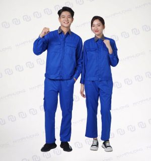 Đồng phục bảo hộ nhà máy DNM-09 nổi bật với gam màu xanh dương phối cổ ghi