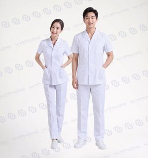 DYT-08 là mẫu đồng phục y tế thiết kế theo phong cách tối giản