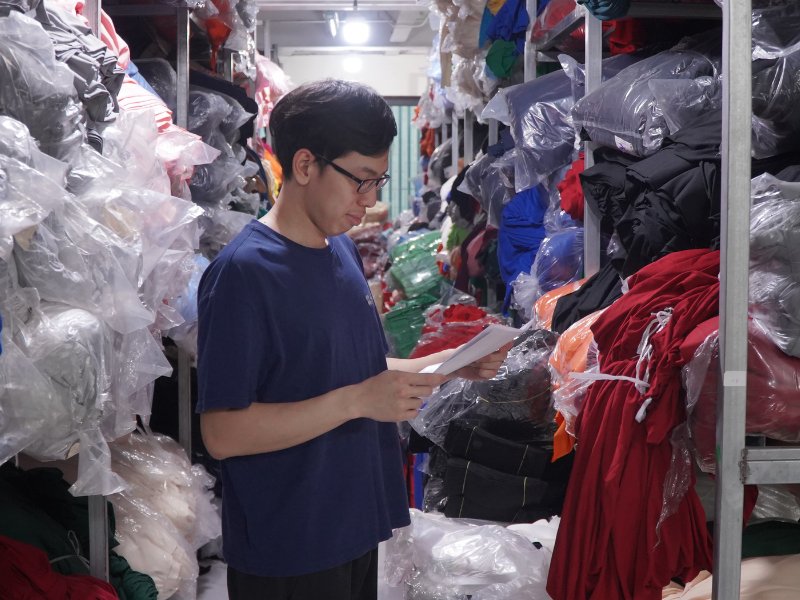 Đồng Phục Nam Phương sở hữu kho vải với màu sắc và chất liệu đa dạng