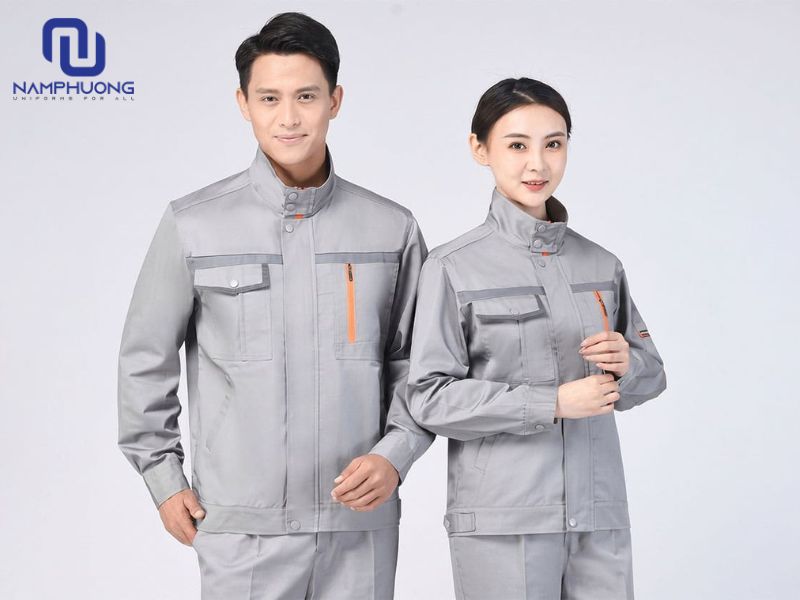 Lựa chọn áo khoác bảo hộ may sẵn doanh nghiệp không phải chờ thiết kế hay sản xuất