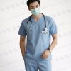Thân áo có form suông rộng vừa phải giúp người mặc dễ dàng di chuyển