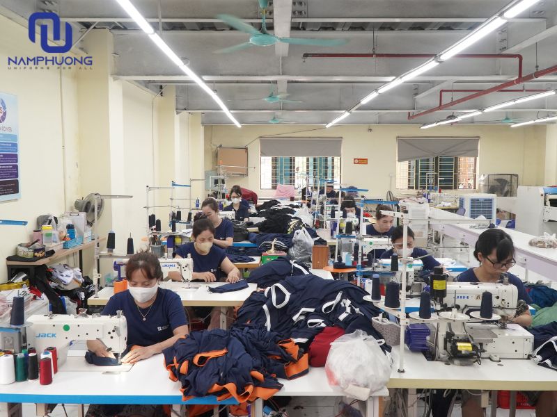 Đồng Phục Nam Phương là đơn vị chuyên sản xuất đồng phục kỹ thuật uy tín