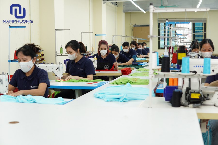 Đồng Phục Nam Phương thiết kế và may áo phản quang phù hợp hơn với từng môi trường