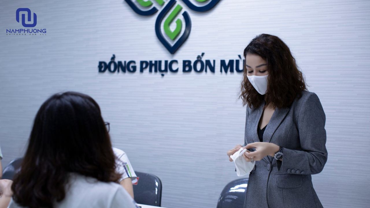 Đồng Phục Nam Phương tư vấn chất liệu quần bảo hộ túi hộp phù hợp với từng ngành nghề