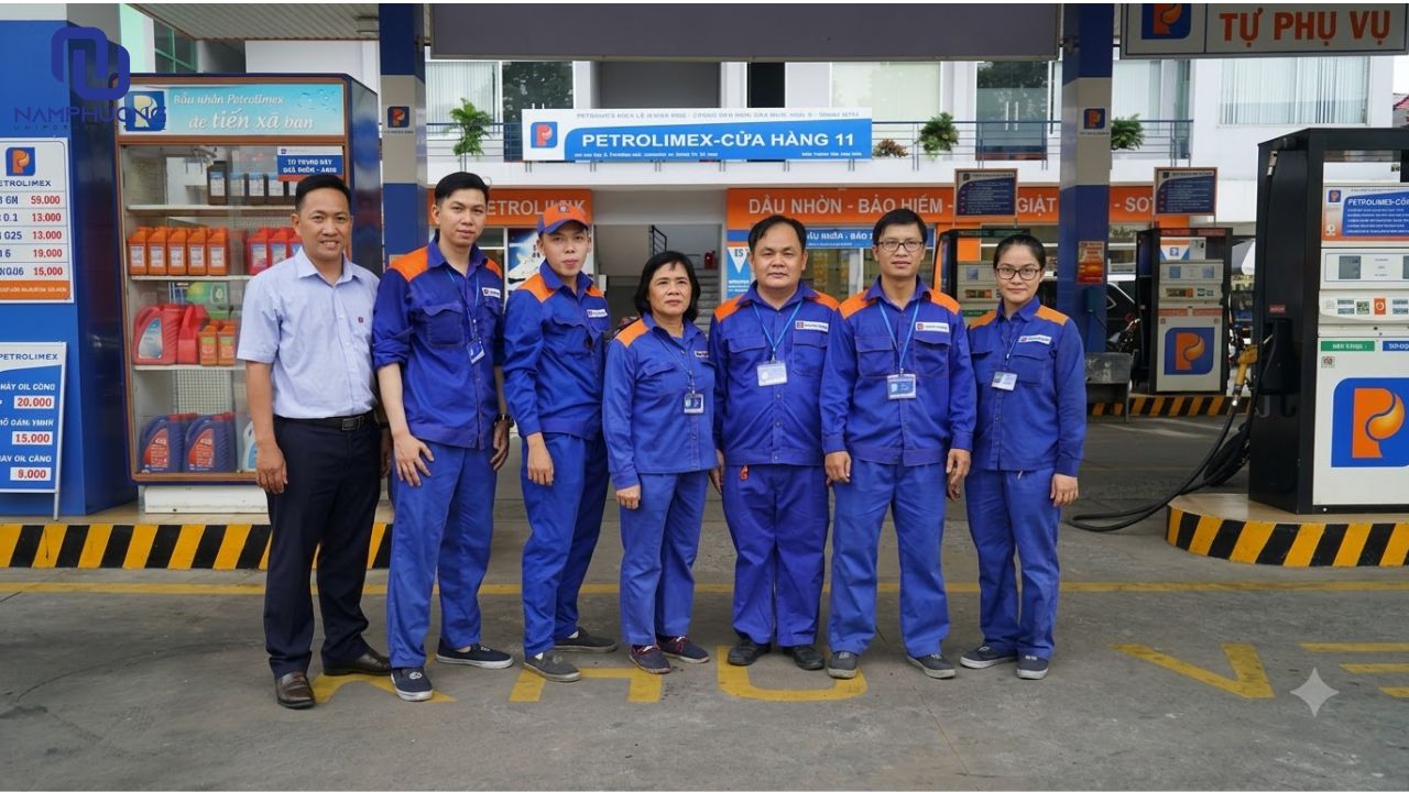 Đồng phục tại trạm xăng cần phù hợp với môi trường làm việc