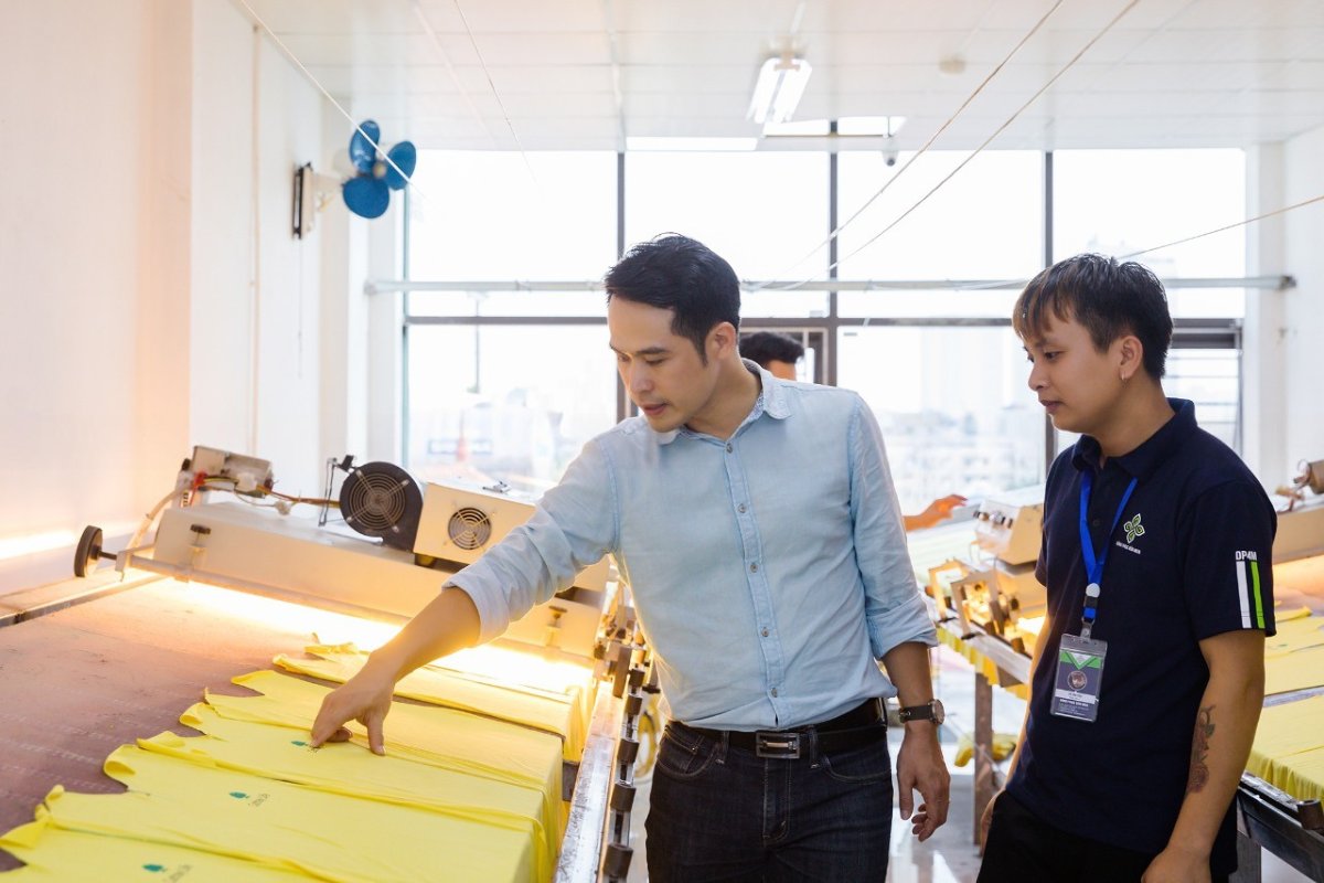 Kinh nghiệm lựa chọn áo thun đồng phục công ty đẹp, bền và phù hợp ngân sách từ Nam Phương