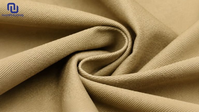 Vải Kaki cotton đanh chắc và khả năng giữ form tốt