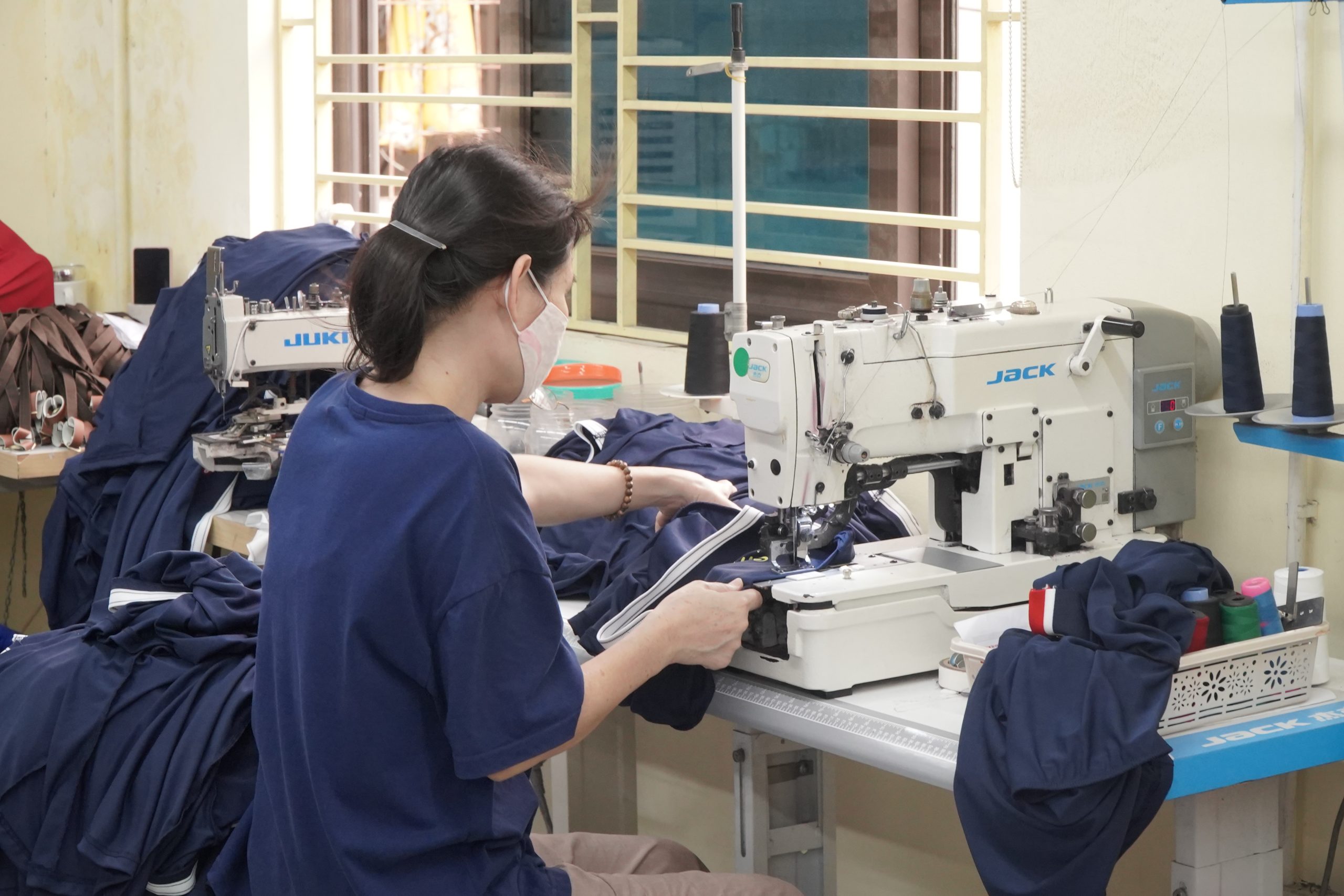 Đồng Phục Nam Phương hỗ trợ tư vấn khẩu trang Gmask giá sỉ, phù hợp nhu cầu trang bị của doanh nghiệp