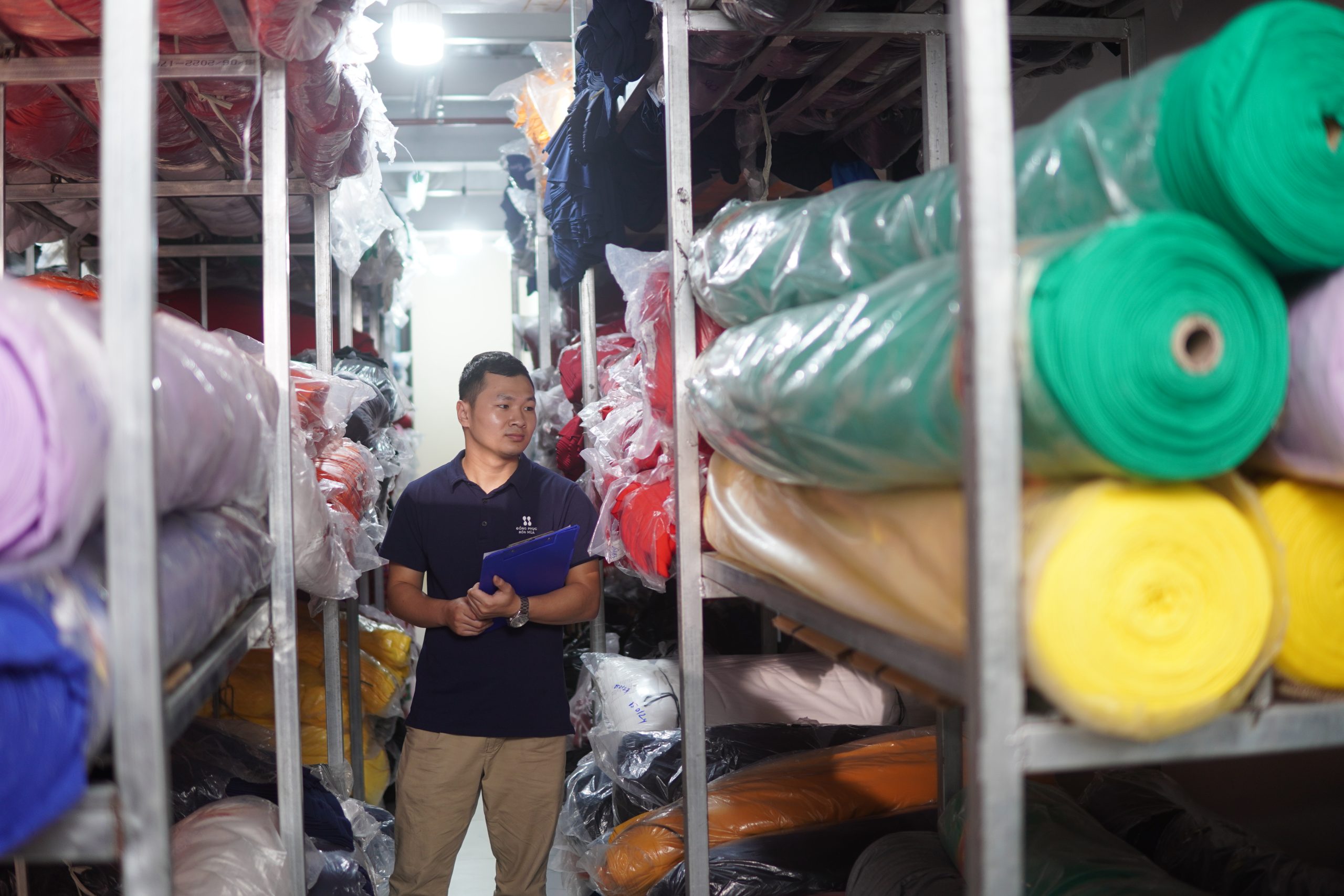 Nam Phương cung cấp các mẫu ủng rằn ri phù hợp đi rừng, cạo mủ cao su và trang bị số lượng lớn cho nông trường