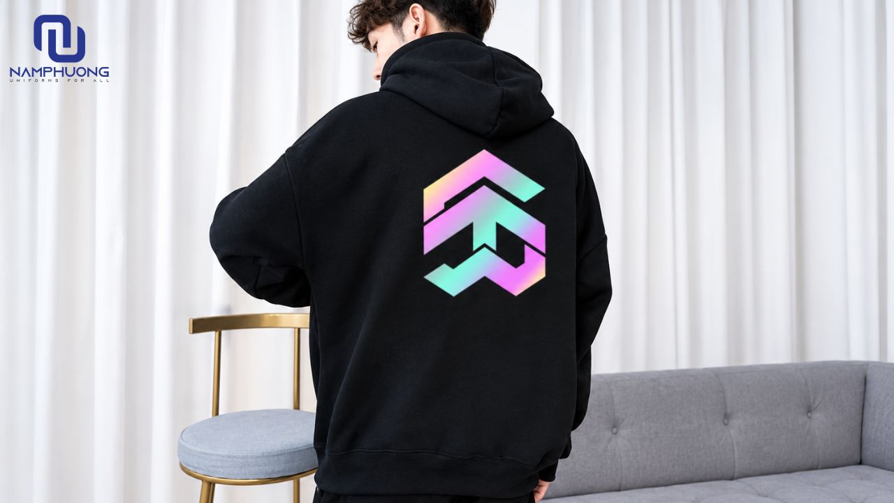 Áo khoác Hoodie phản quang 7 màu sở hữu phom dáng trẻ trung